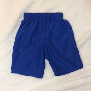 MEDIUM BOYS NIKE SHORTS